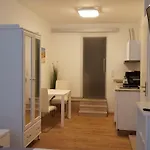 Δωμάτια σε οικογενειακή κατοικία Miniapartment Am Dalberg *
