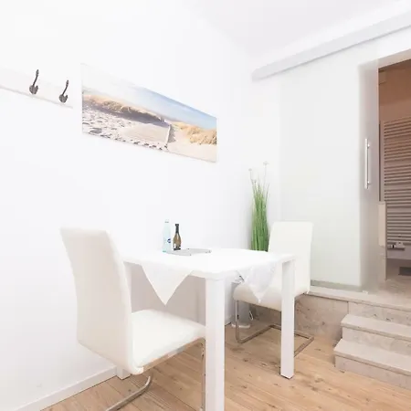 Miniapartment Am Dalberg 홈스테이